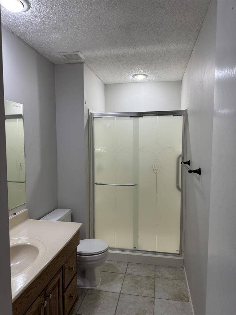 5 BR in Blue Springs