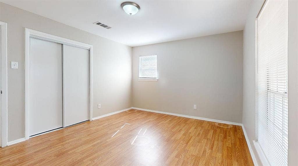 1 BR in Fort Worth