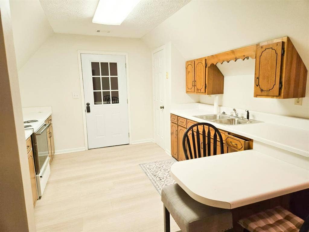 4 BR in Hiram