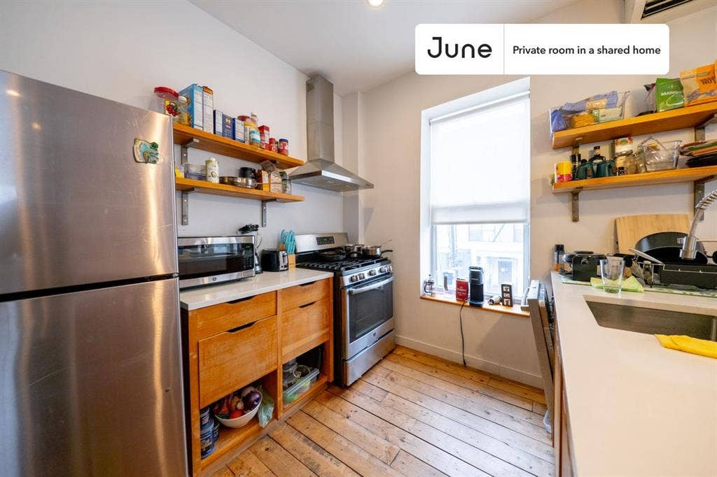 4 BR in New York City