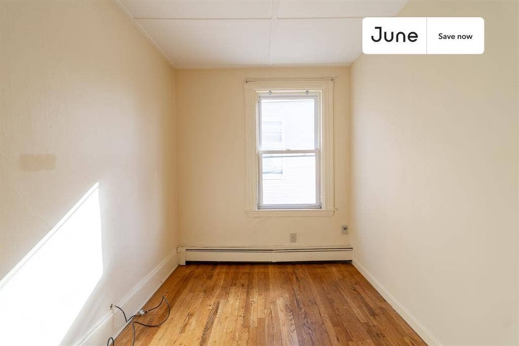4 BR in Boston
