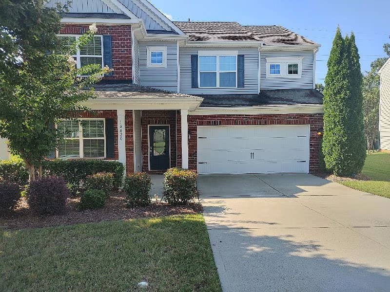 5 BR in Pineville