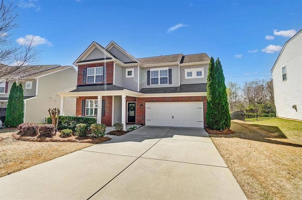 5 BR in Pineville