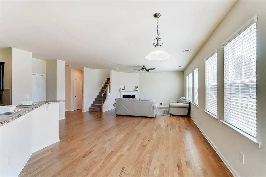 5 BR in Pineville