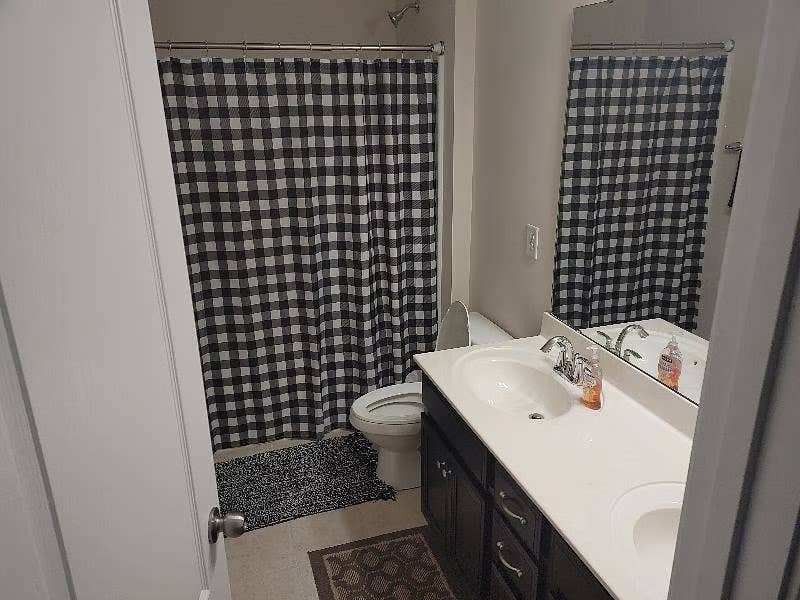 5 BR in Pineville