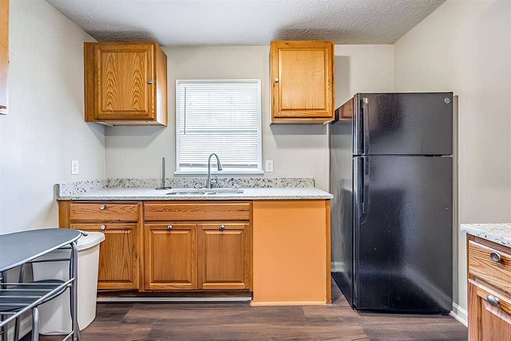 9 BR in College Park
