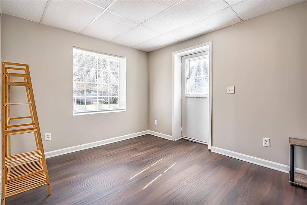 9 BR in College Park