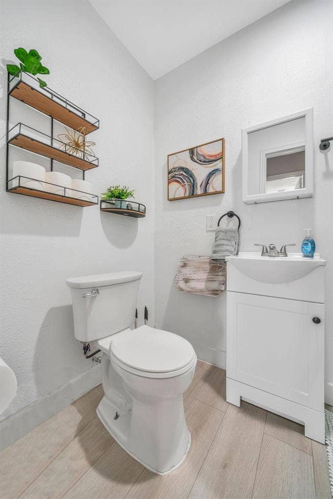 6 BR in San Antonio