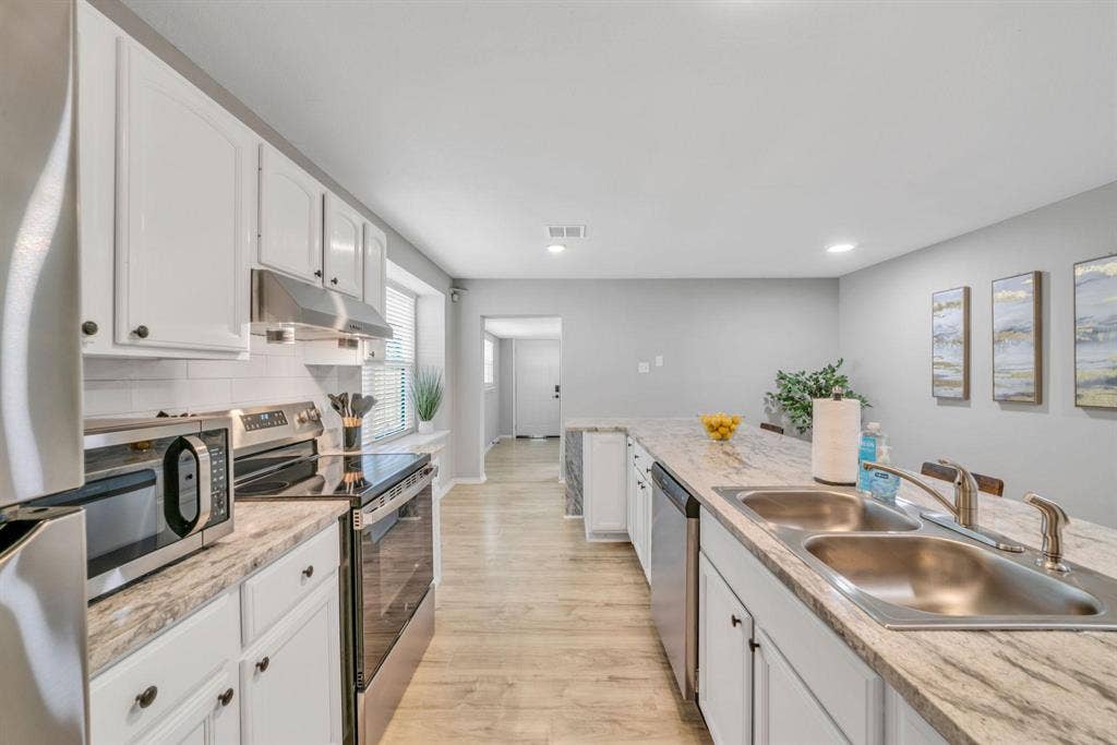 6 BR in San Antonio