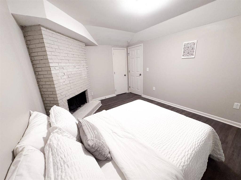 6 BR in Decatur