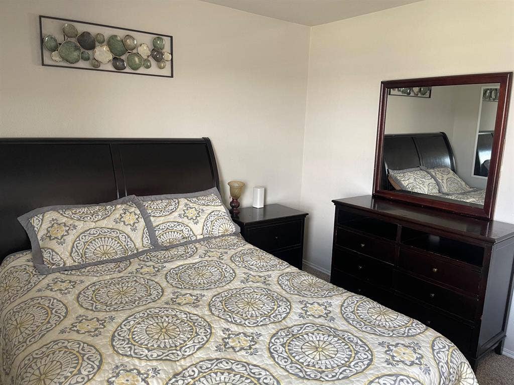 2 BR in Spring