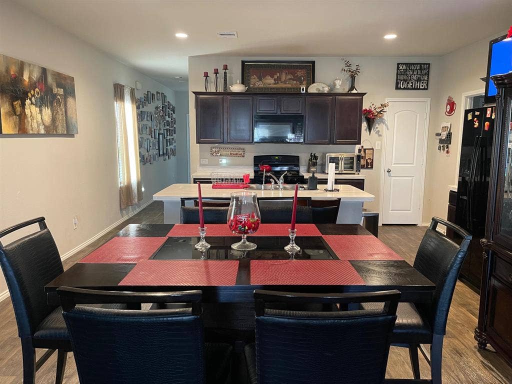 2 BR in Spring