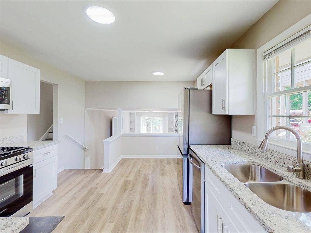 7 BR in Decatur
