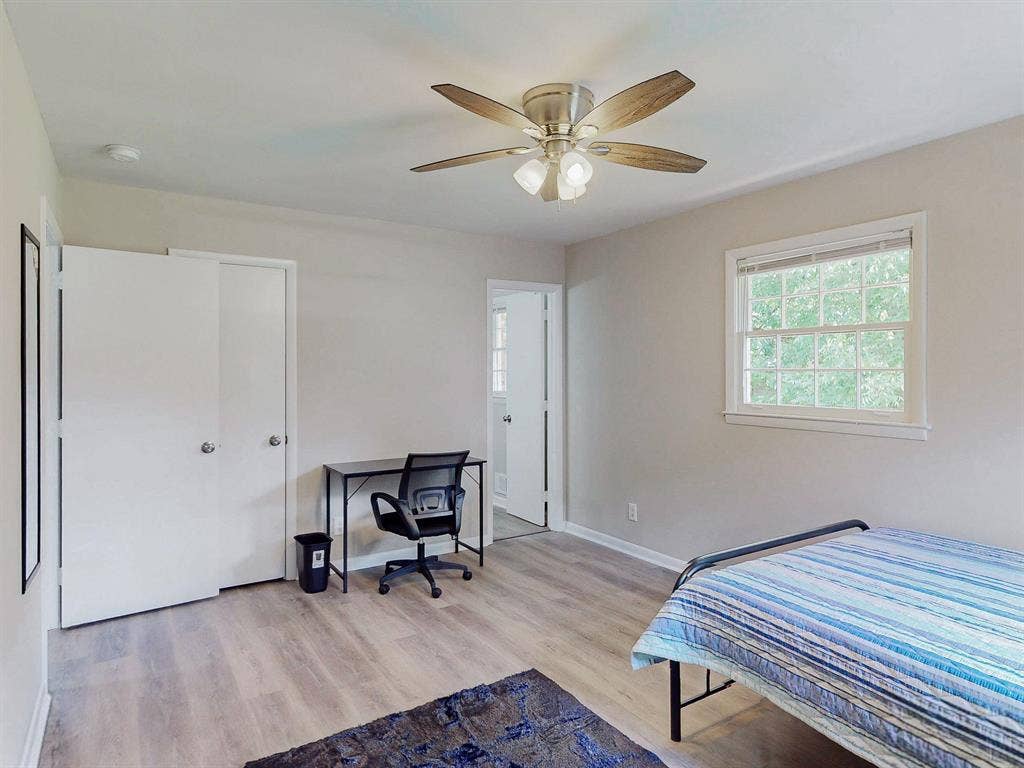 7 BR in Decatur