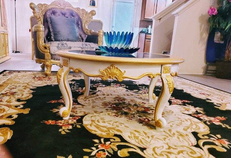 4 BR in Manor