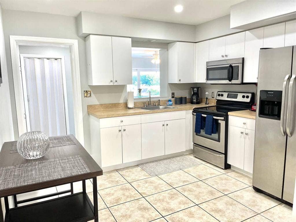 2 BR in Cape Coral