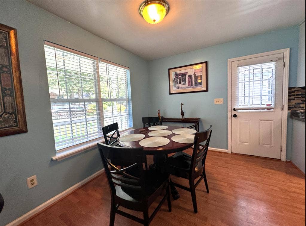 4 BR in Durham