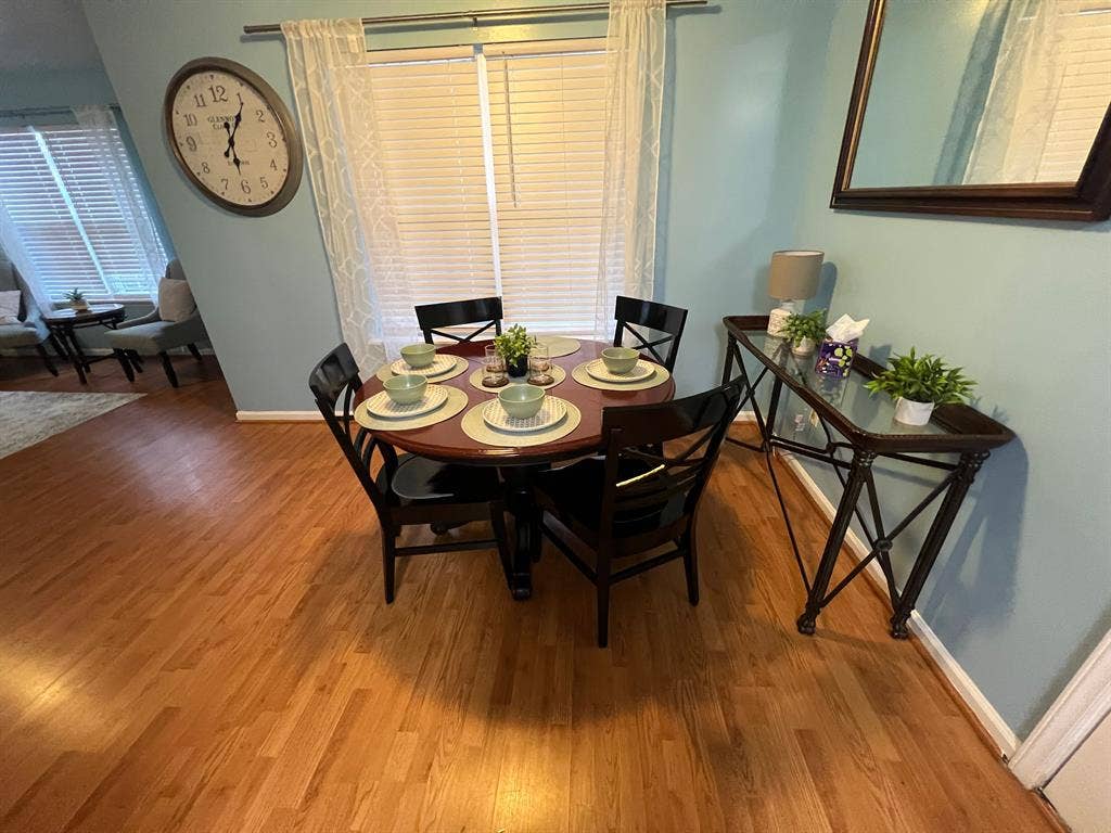 4 BR in Durham