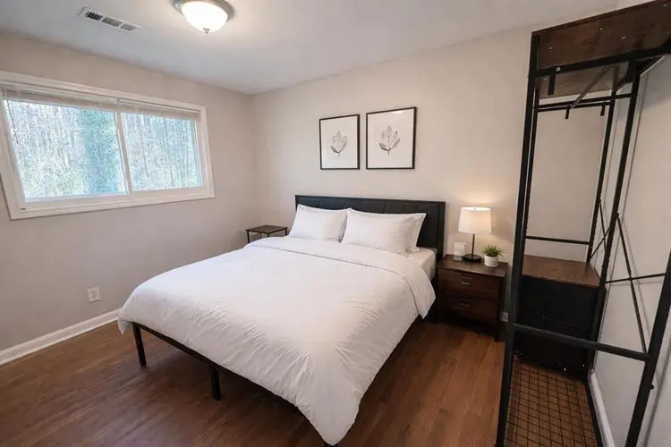 10 BR in Atlanta