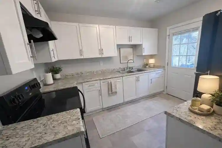 10 BR in Atlanta
