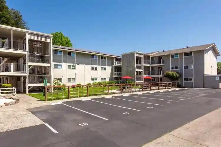 Affordable Rooms in with co-living