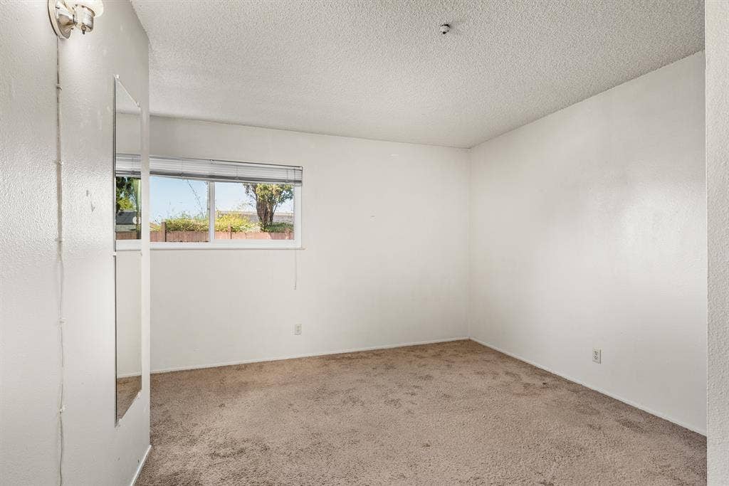 Affordable Rooms in with co-living