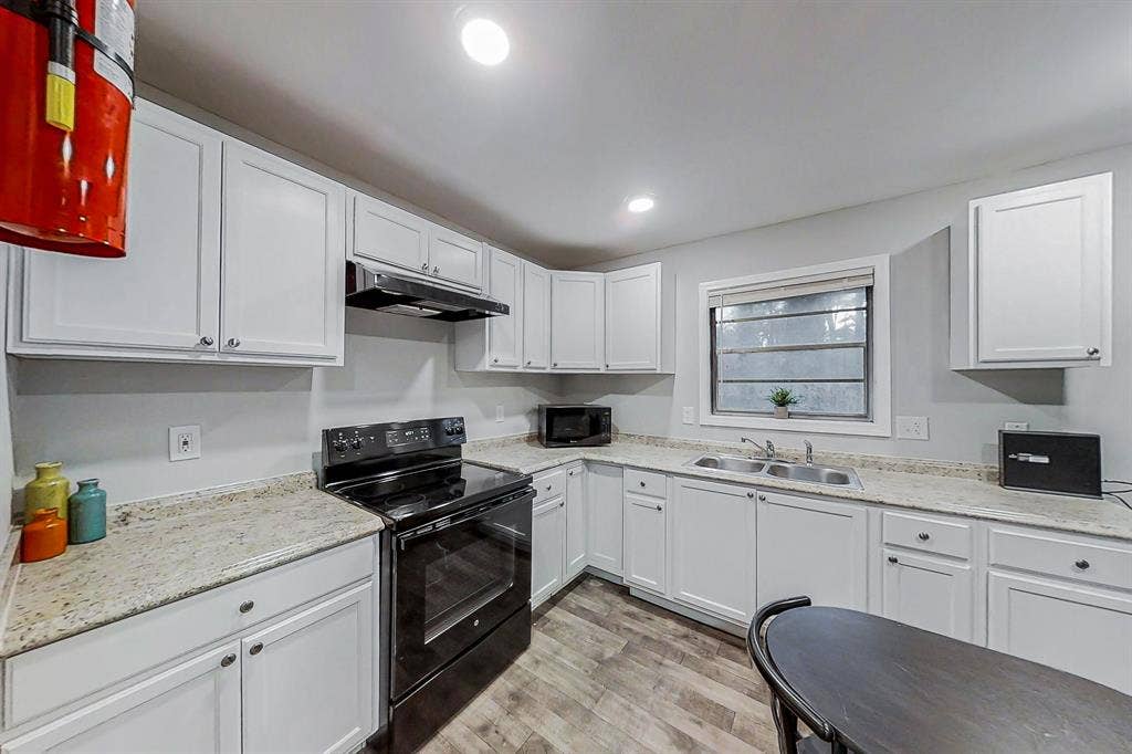 8 BR in Atlanta