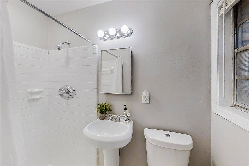 8 BR in Atlanta