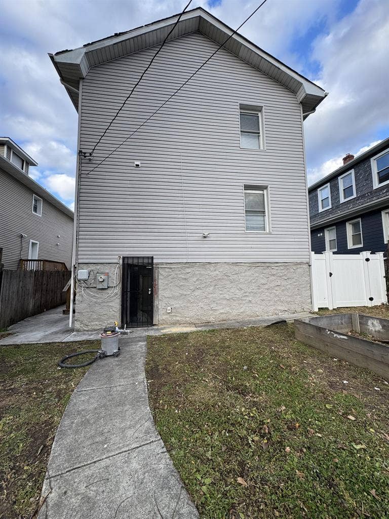12 BR in Baltimore