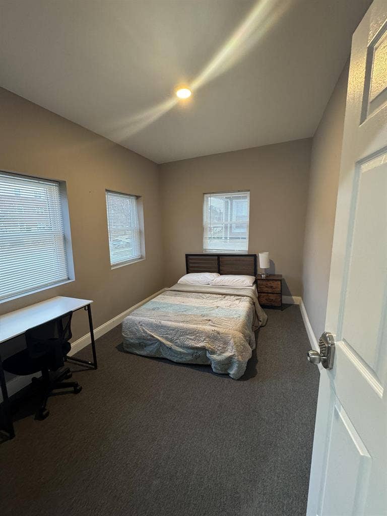 12 BR in Baltimore
