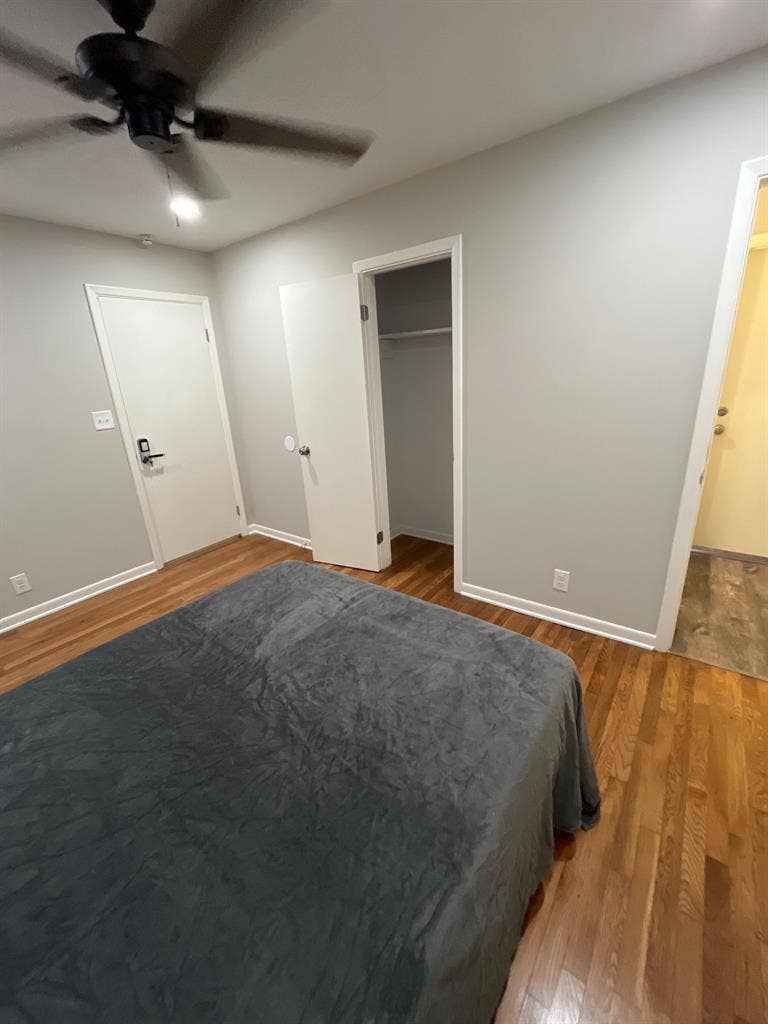 4 BR in Riverdale