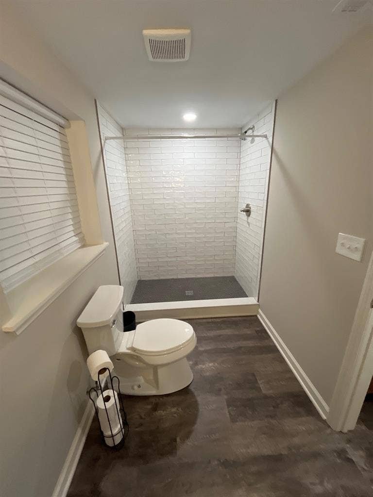 4 BR in Riverdale