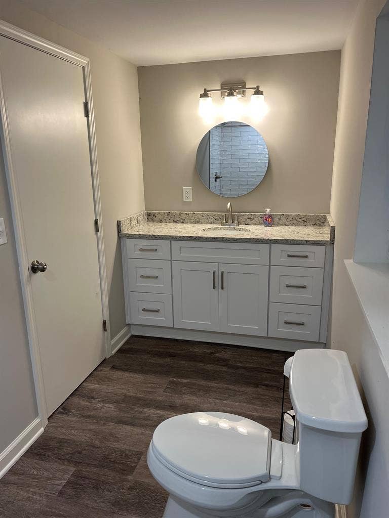 4 BR in Riverdale