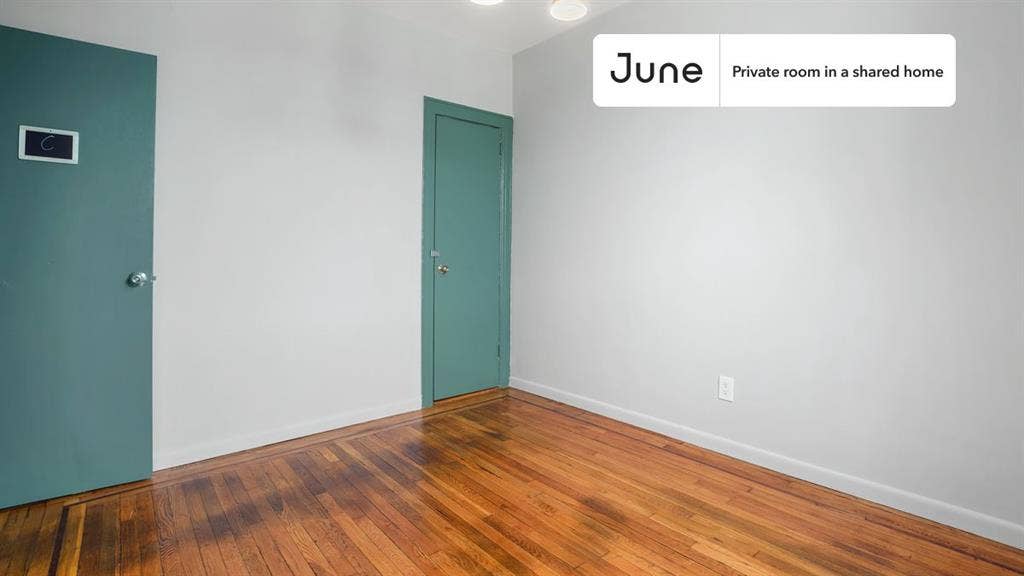 4 BR in New York City