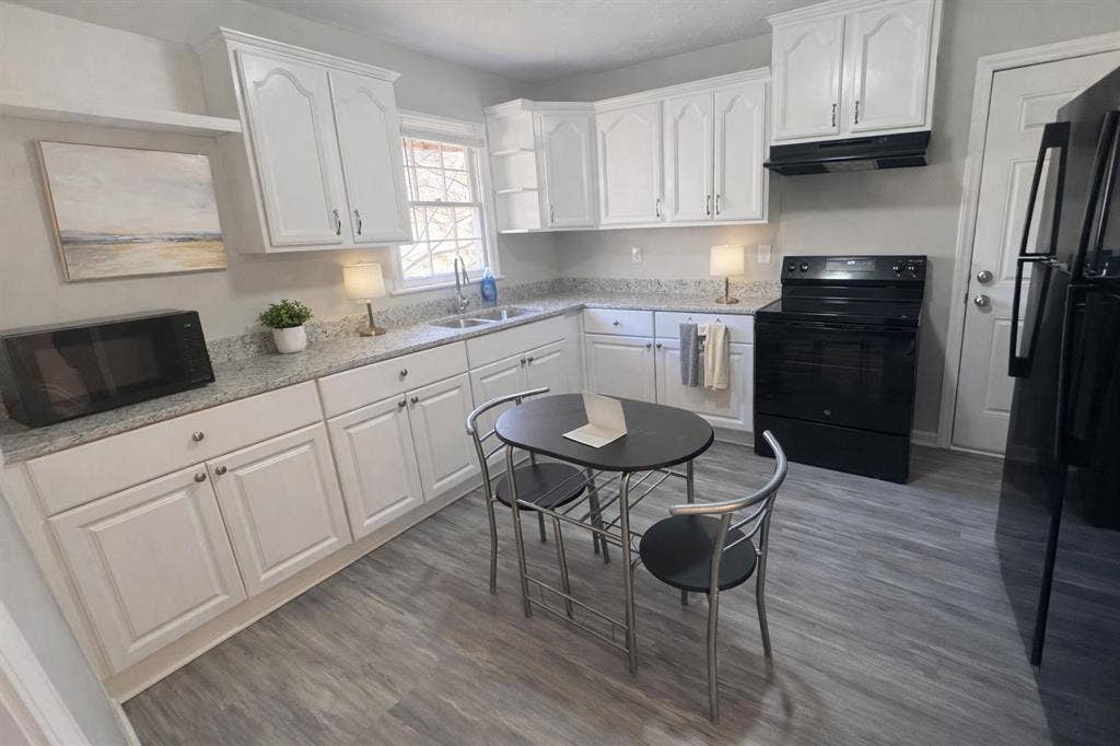 10 BR in Atlanta