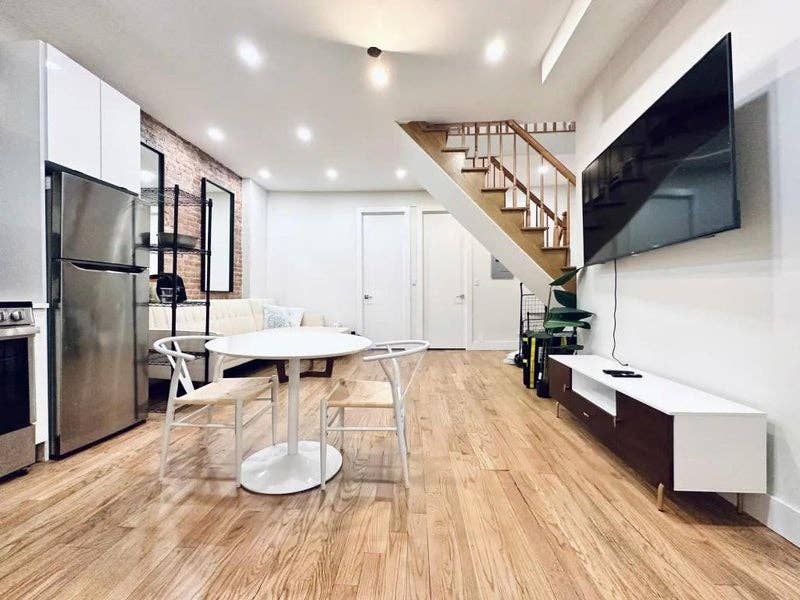 Huge Duplex Apt