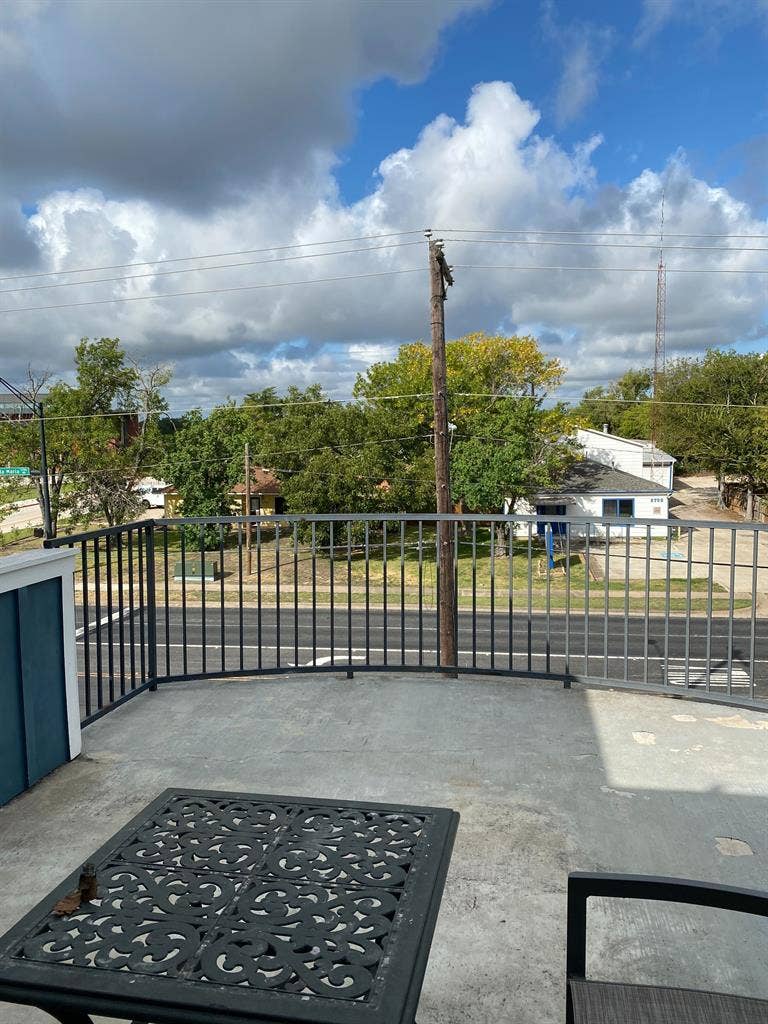 $ All-In | Private Room + Bath