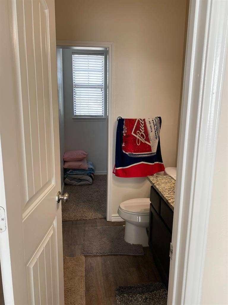 $ All-In | Private Room + Bath