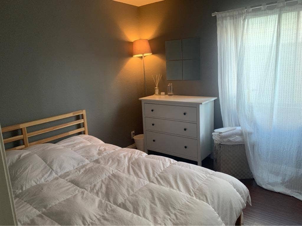 Room for rent one mile from Disney!