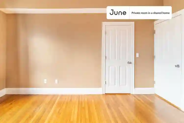 4 BR in Boston