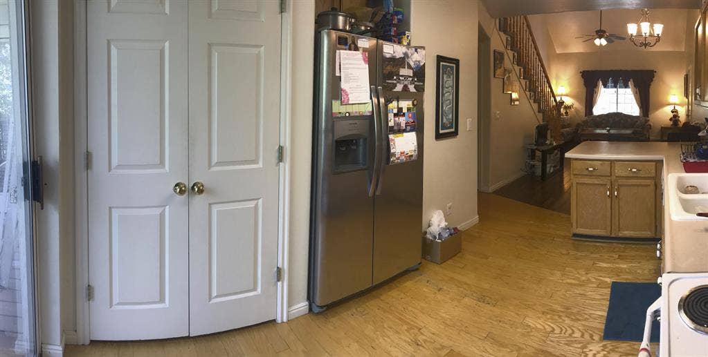 GREAT DEAL ON LARGE PRIVATE BEDROOM