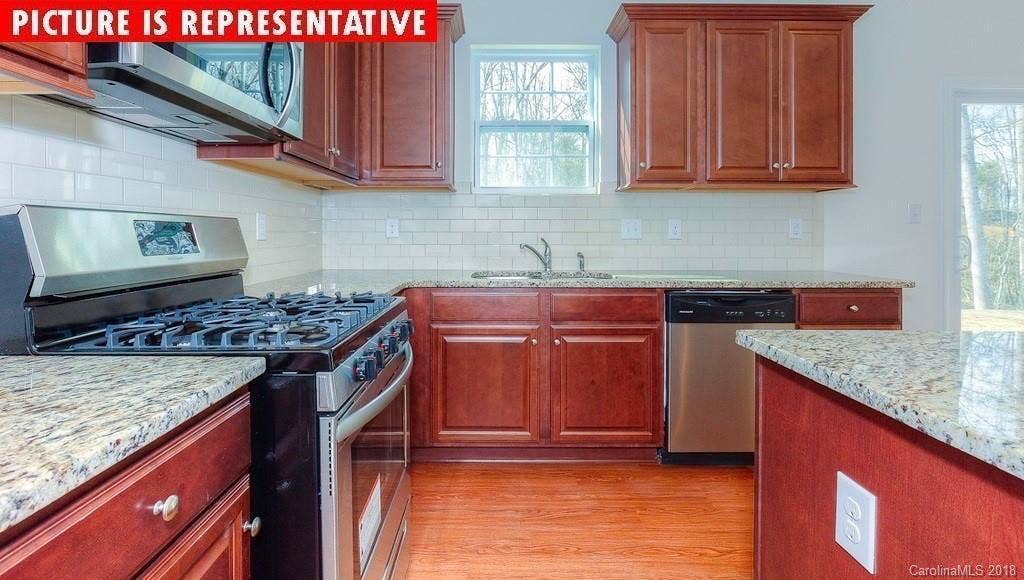 4 BR in Charlotte
