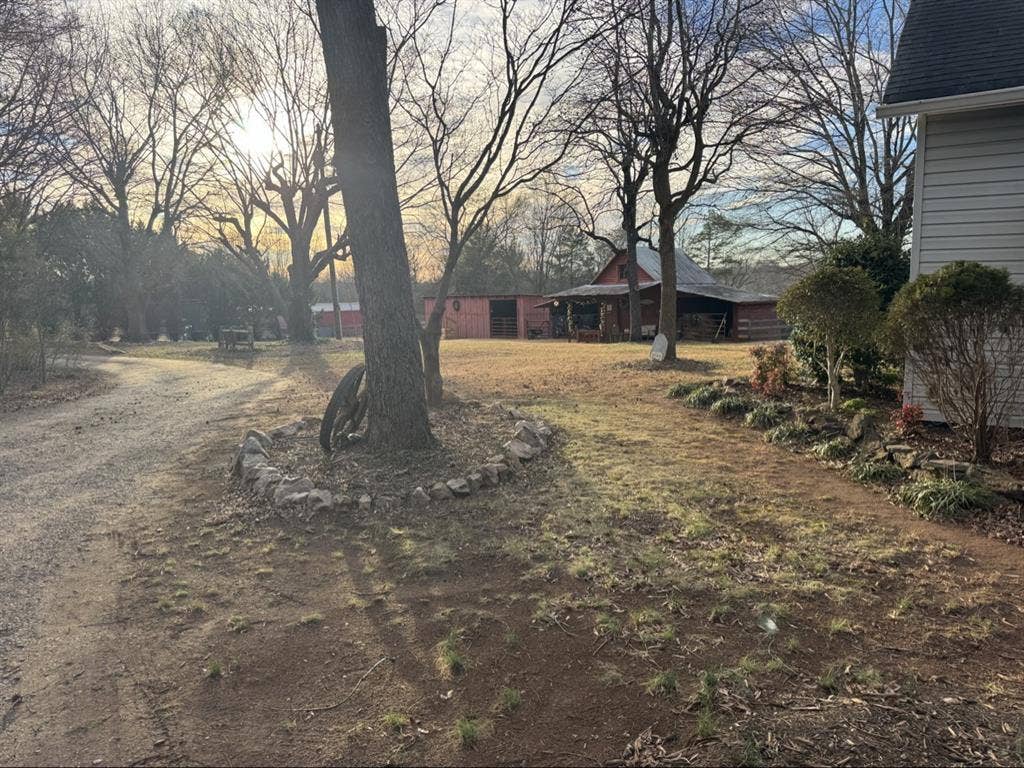 Room For Rent on Horse Farm