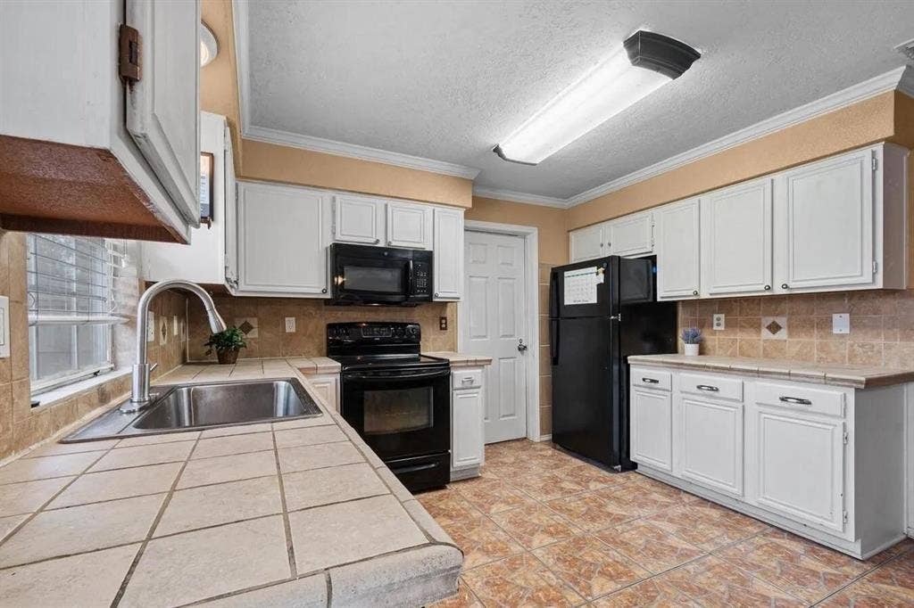 6 BR in Grand Prairie