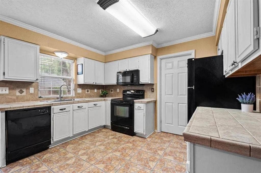 6 BR in Grand Prairie