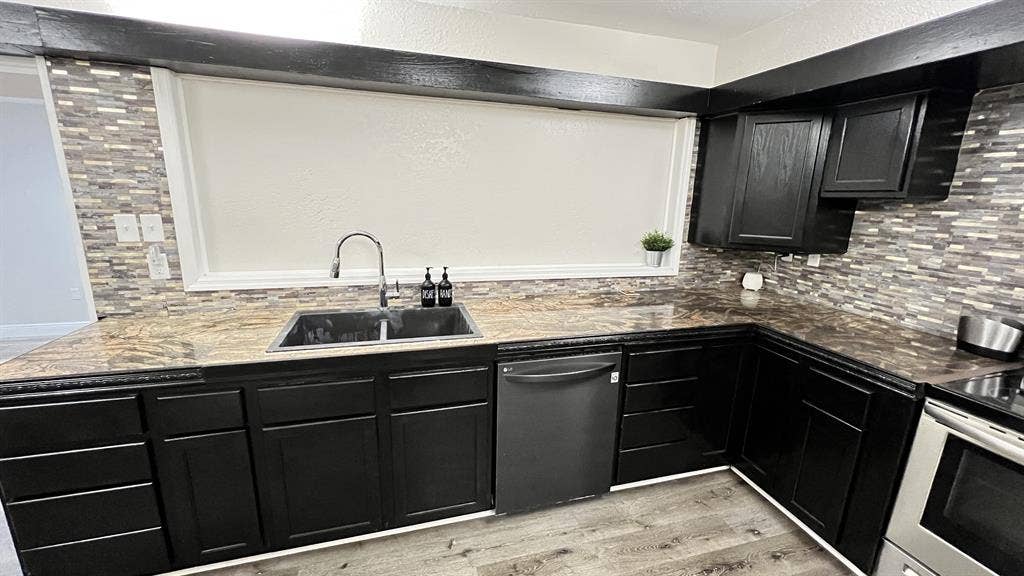 10 BR in Seffner