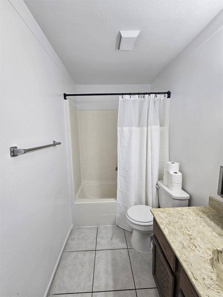 4 BR in Spring Hill