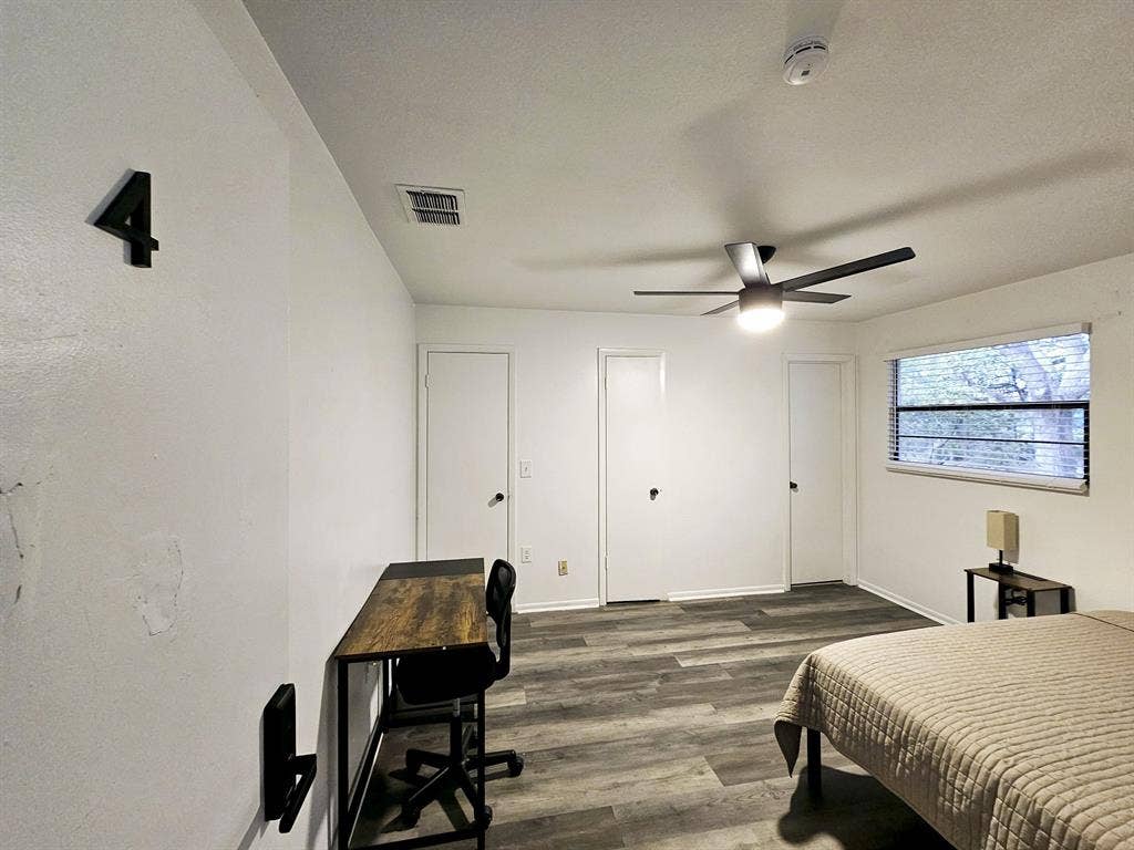 4 BR in Spring Hill