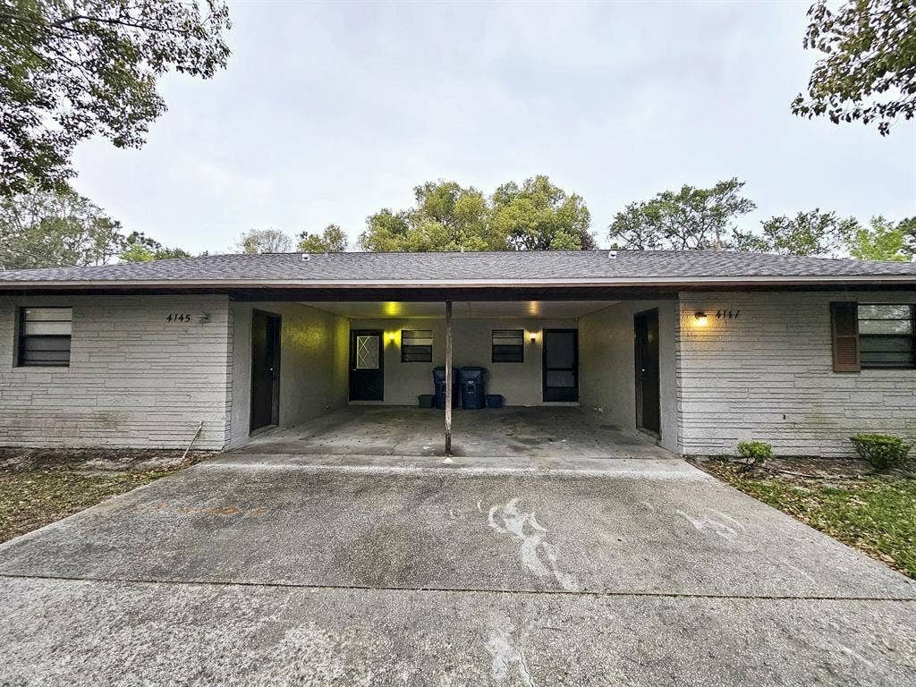 4 BR in Spring Hill