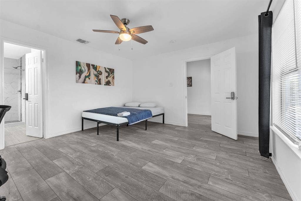 6 BR in San Antonio